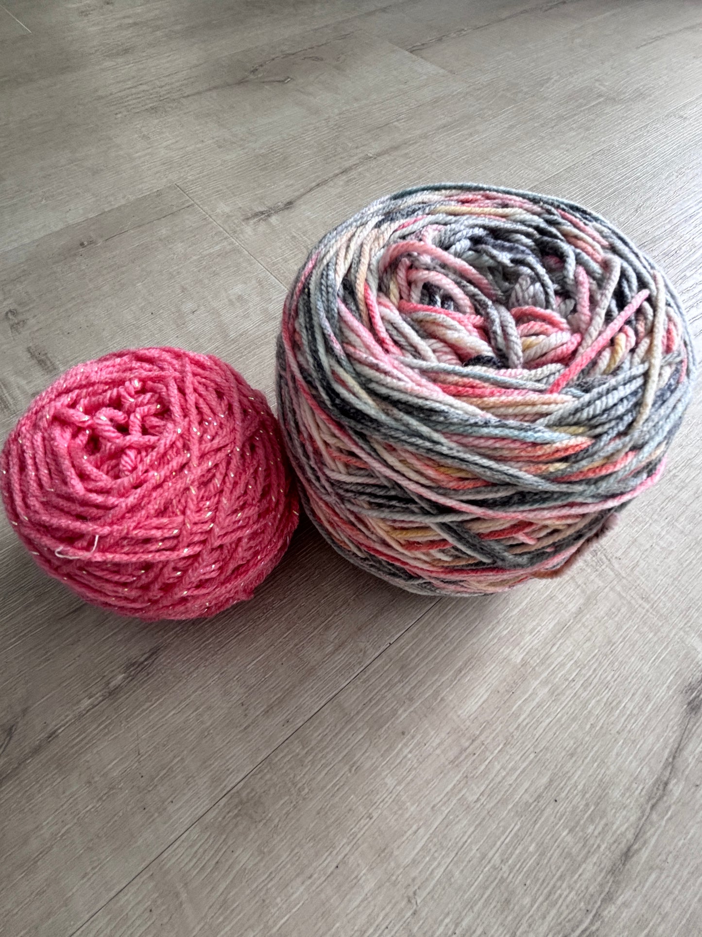 Cardigan Duo Knitting Kit