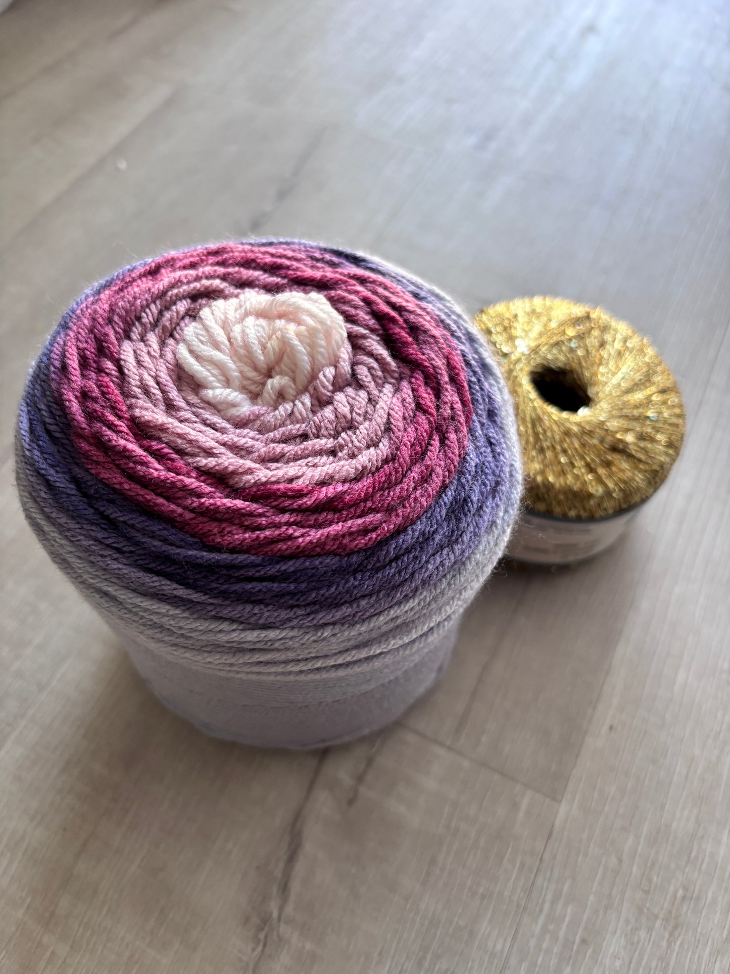 Cardigan Duo Knitting Kit
