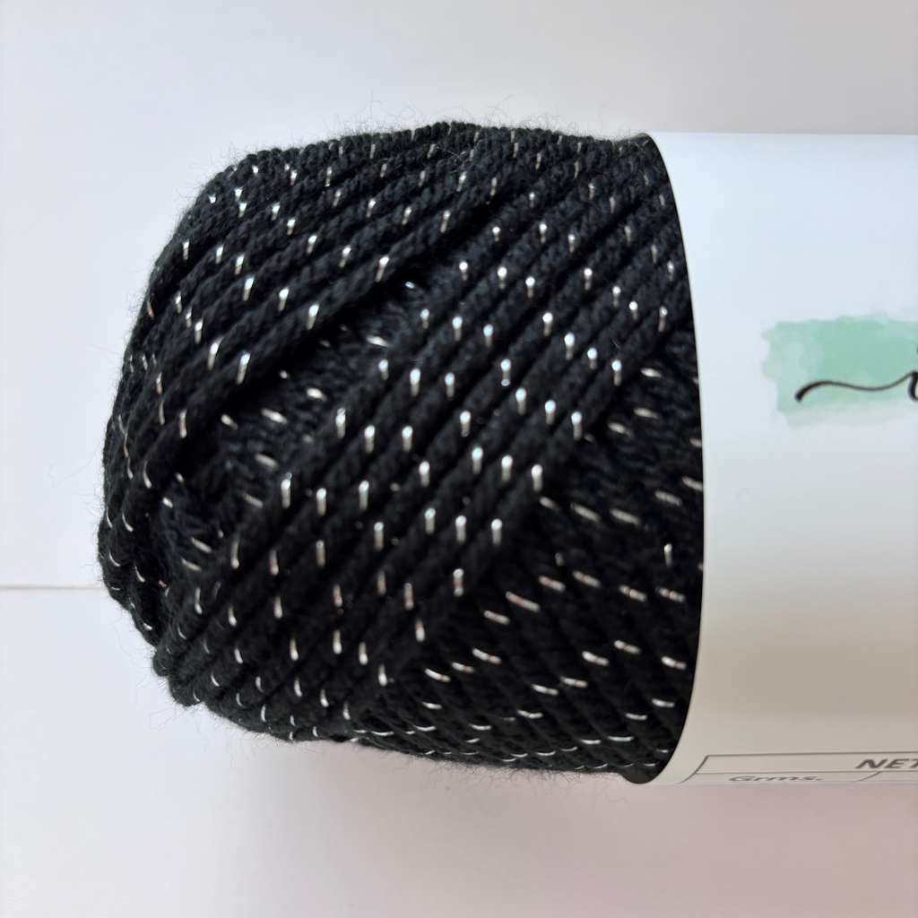 Carla Top Knitting Kit