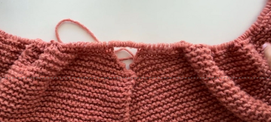Cómo unir partes delanteras con la espalda sin costura