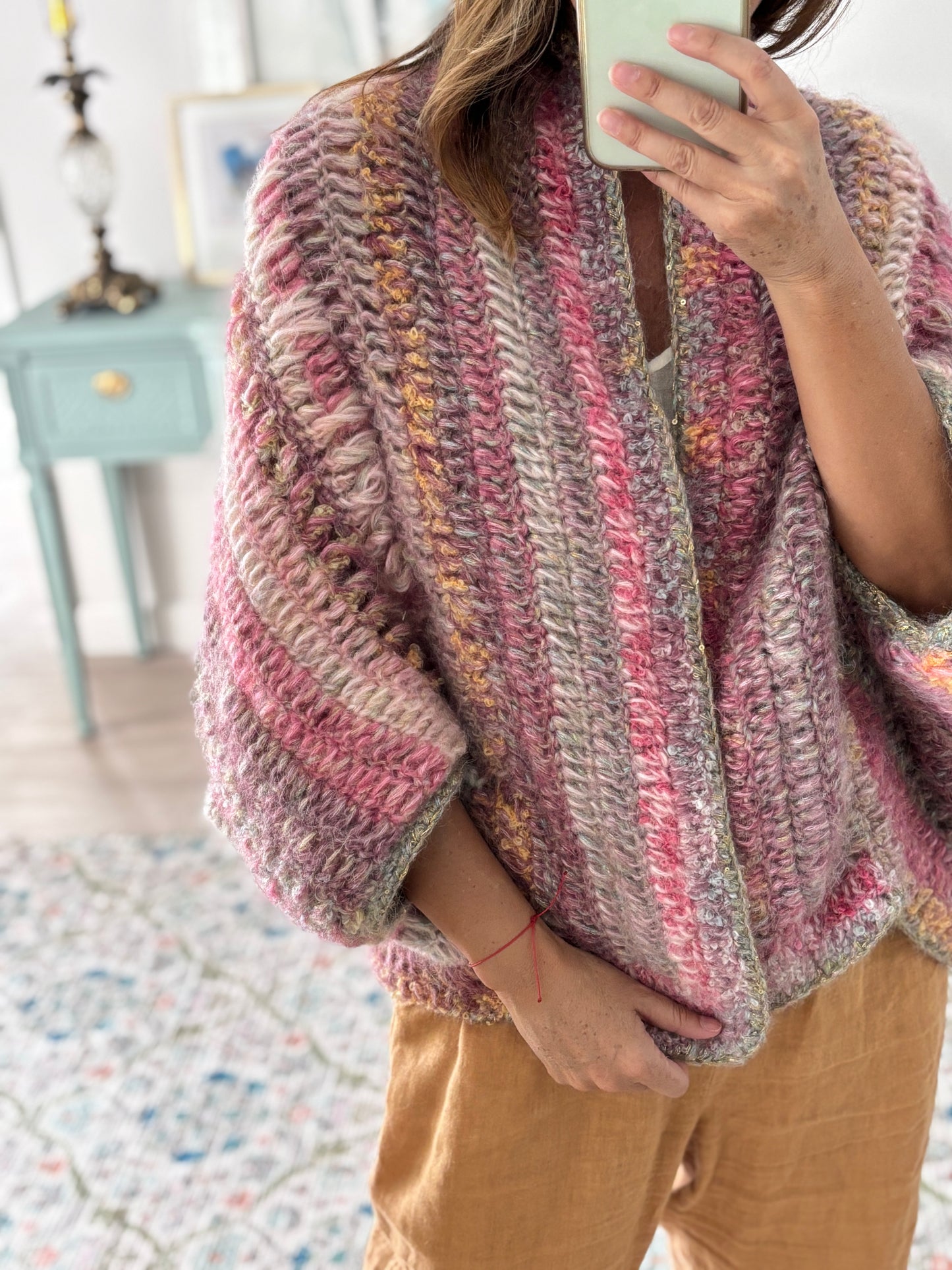 Cardigan Inés tonos fucsias/rosa