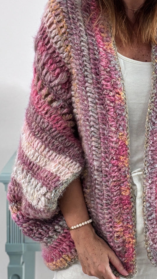 Cardigan Inés tonos fucsias/rosa