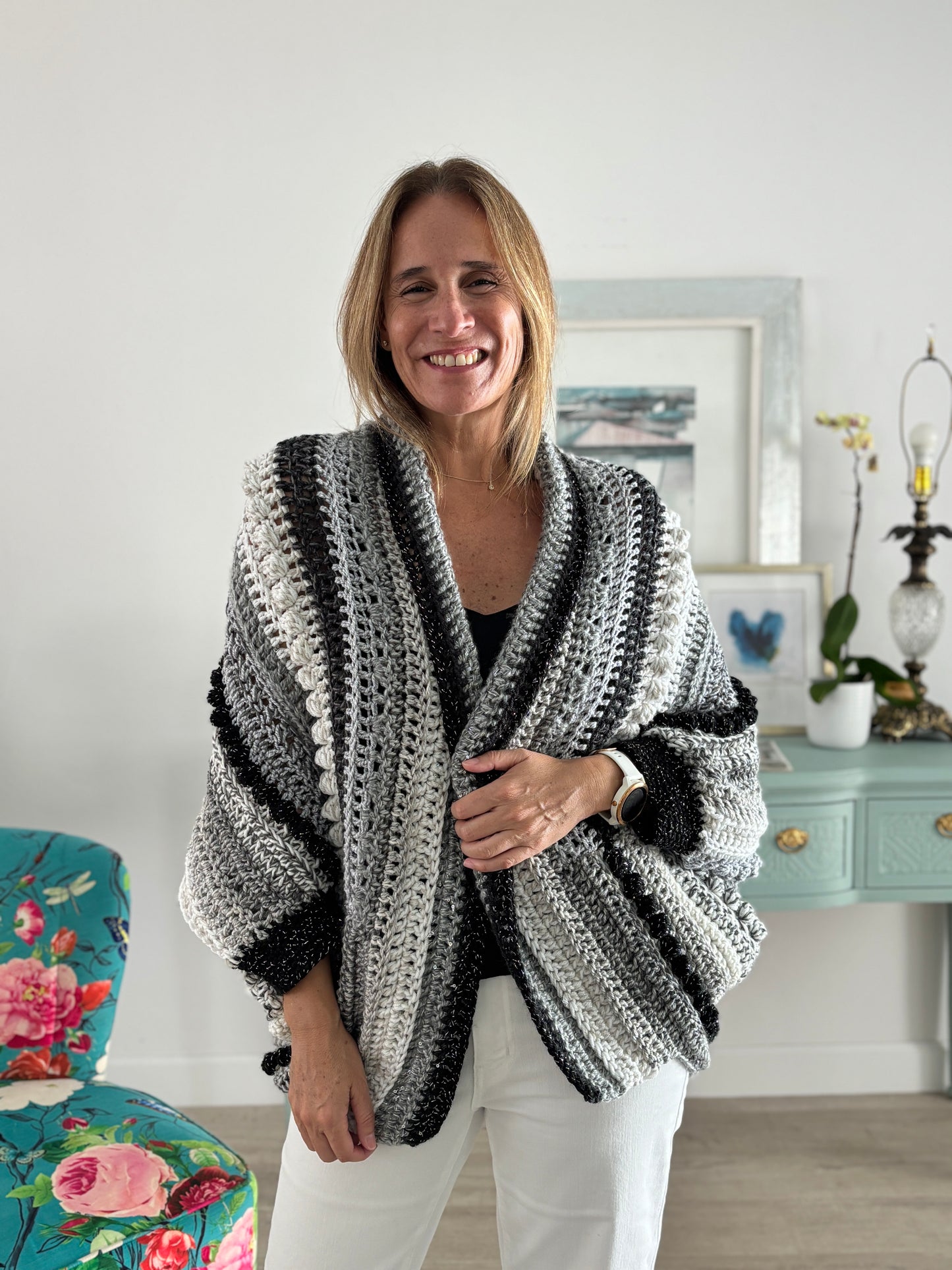 Cardigan Inés, perla,gris y negro
