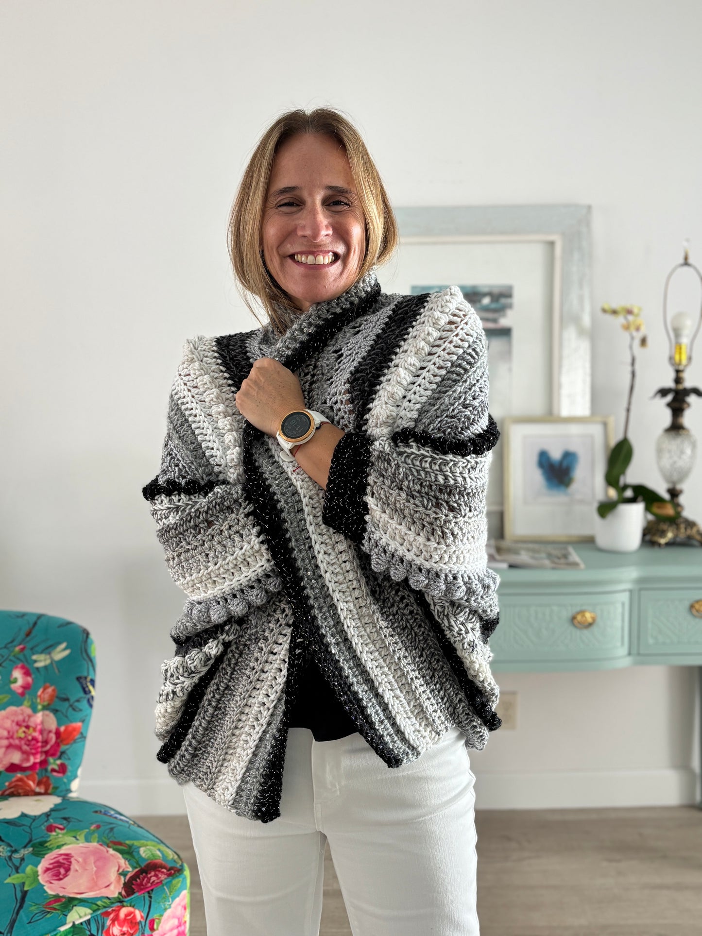 Cardigan Inés, perla,gris y negro