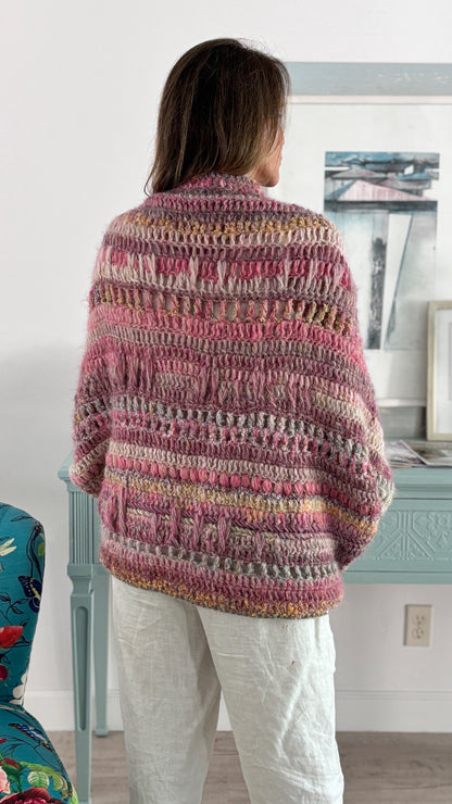 Cardigan Inés tonos fucsias/rosa