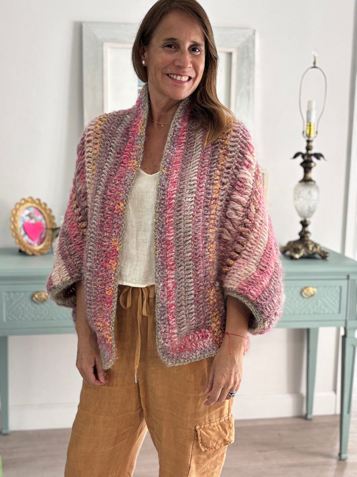 Cardigan Inés tonos fucsias/rosa